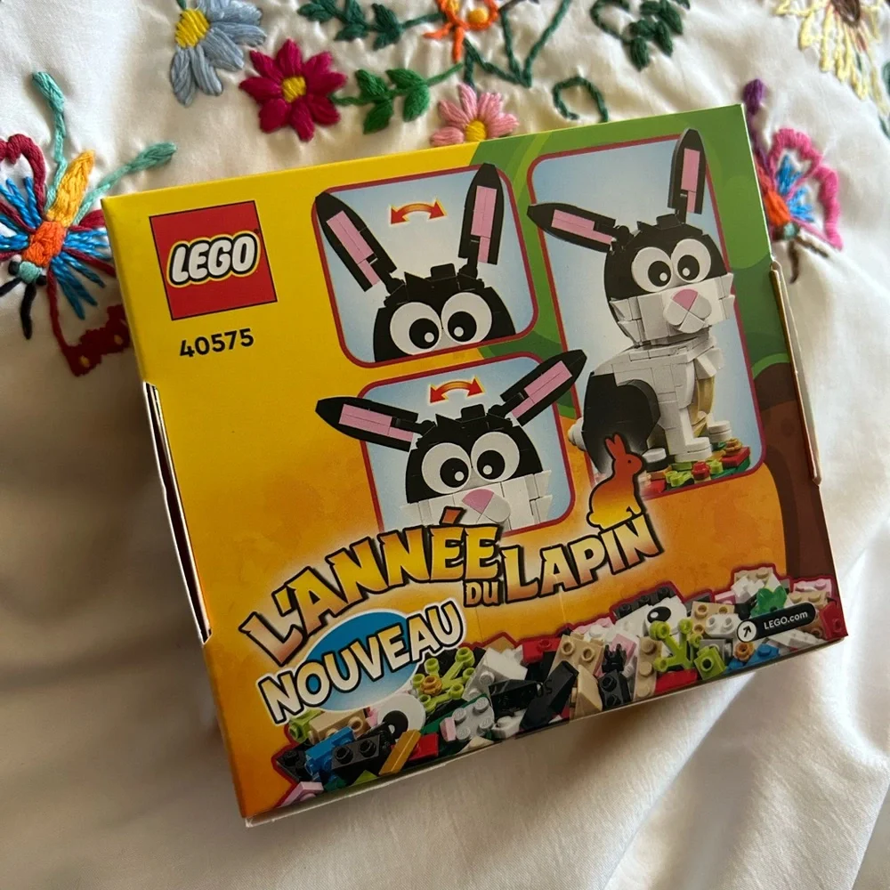 New Retired LEGO Year of the Rabbit set 40575
